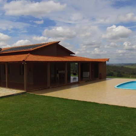 Sitio Luar Villa Sao Roque de Minas ภายนอก รูปภาพ